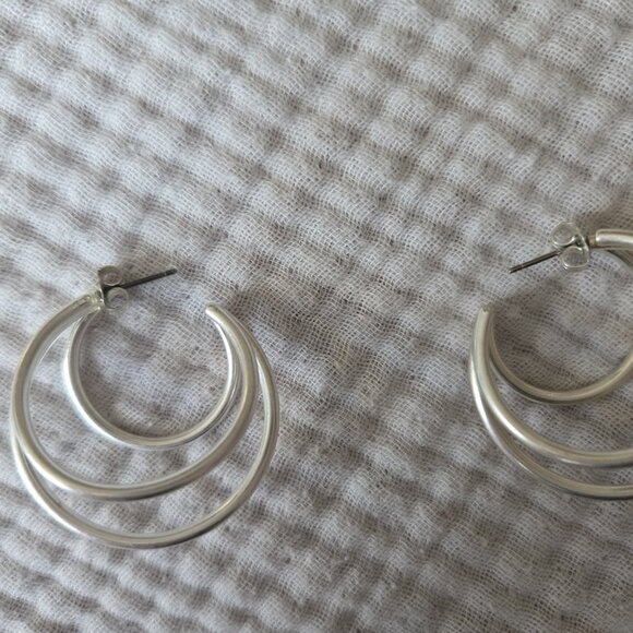 Madewell Silver Hoop Earrings - Picture 3 of 3